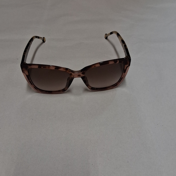 Carolina Herrera Brown Tortoise Sunglasses